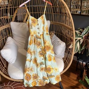 🎉MUST GO🎉 Urban Outfitters Linen Sunflower Midi Dress